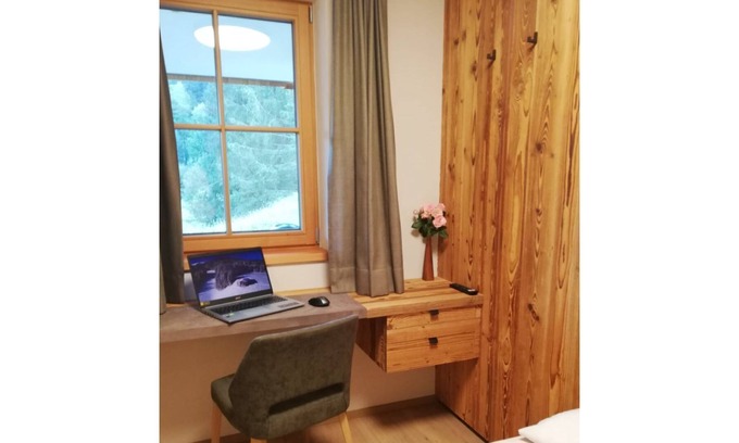 Wildschoenau Villa | Beautiful apartment in villa for 5 guests with WIFI, TV, terrace and parking