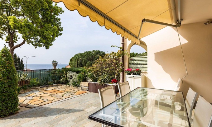 Riva Ligure Apartment | Beautiful apartment for 6 guests with WIFI, TV, terrace, pets allowed and parking
