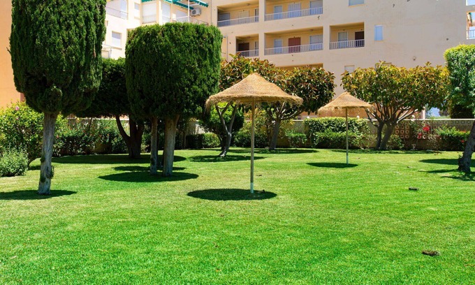 Salobrena Apartment | Beautiful apartment for 4 guests with WIFI, pool, A/C, TV, terrace and parking
