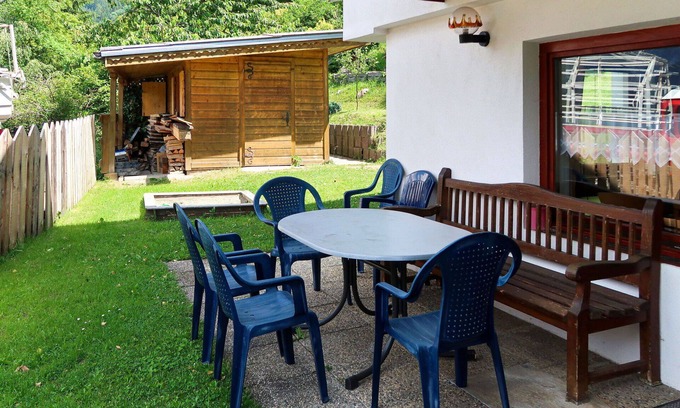 Tobadill Apartment | Beautiful apartment for 9 guests with WIFI, TV, terrace and parking