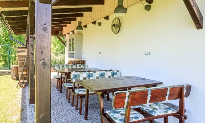 Arnoltice Apartment | Beautiful apartment for 4 guests with WIFI, TV and terrace