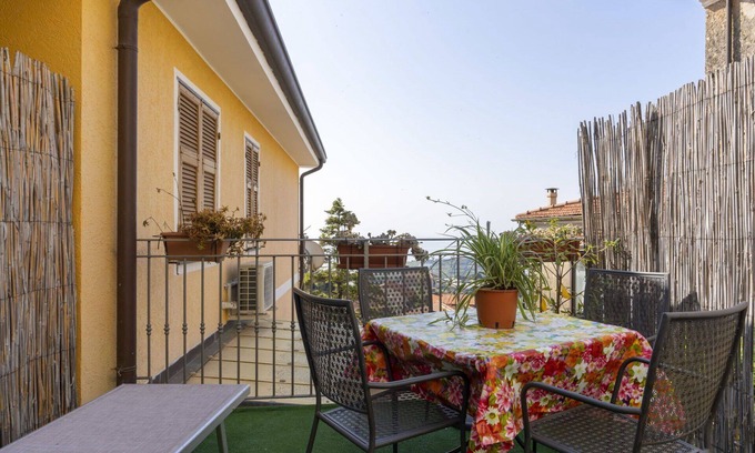 Terzorio Apartment | Beautiful apartment for 6 guests with WIFI, A/C, balcony, pets allowed and parking