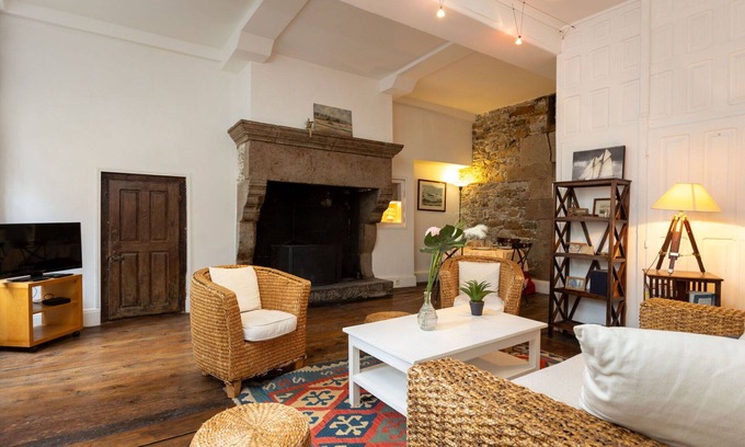 Ille-et-Vilaine Apartment | Beautiful apartment for 6 guests with WIFI and TV