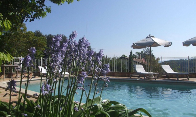 Sassetta Apartment | Beautiful apartment for 4 guests with pool, WIFI, TV, patio and parking