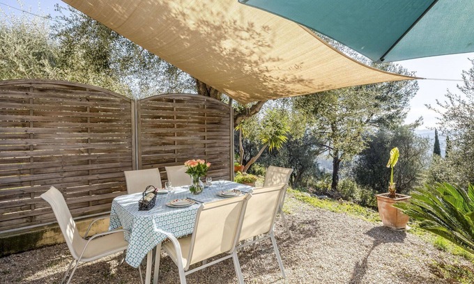 Cabris Apartment | Beautiful apartment for 5 guests with WIFI, TV, terrace and parking