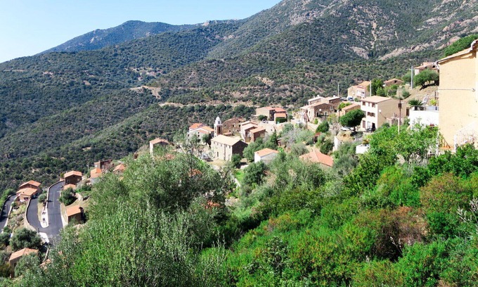 Partinello Apartment | Beautiful apartment for 3 people with A/C, WIFI, TV, patio, pets allowed and panoramic view