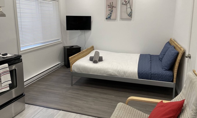 Hull Apartment | Beautiful Apartment in Hull -5 min from DT Ottawa