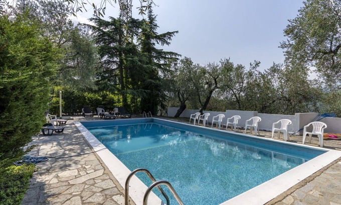 Gazzelli Apartment | Beautiful apartment for 4 people with pool, WIFI, pets allowed, panoramic view and parking