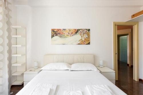 Portello Apartment | Beautiful Apartment next to Sempione and City Life - Viale Teodorico