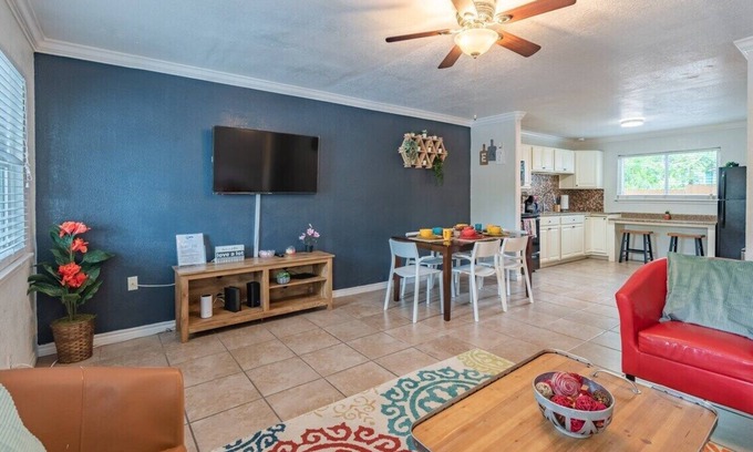 Mahncke Park Apartment | Beautiful Apartment @ The Botanical Gardens #2