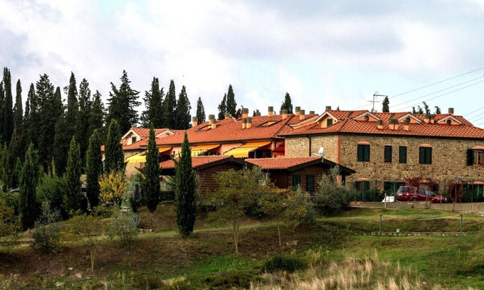 Sughera Apartment | Beautiful apartment with pool, A/C, WIFI, TV, veranda and panoramic view, close to San Gimignano