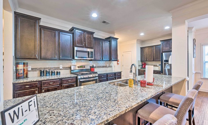 Atlanta House | Beautiful Atlanta Home < 14 Mi to Downtown!