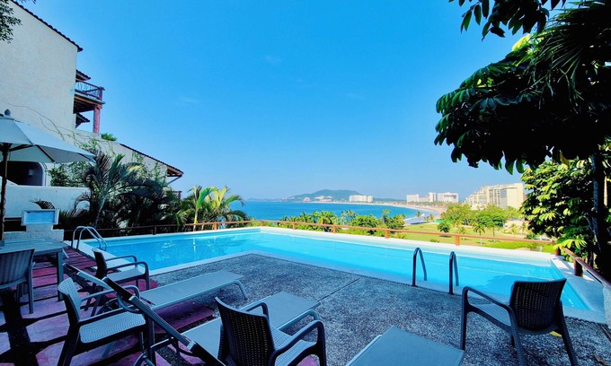 Ixtapa Resort | Beautiful Beachfront Residence with Stunning Ocean Views!