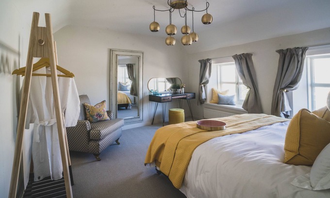 Branston House | Beautiful barn conversion; cosy quality in this romantic Lincolnshire retreat.