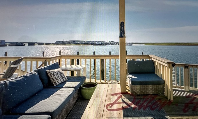 Stone Harbor Condo | Beautiful Bay Views.
