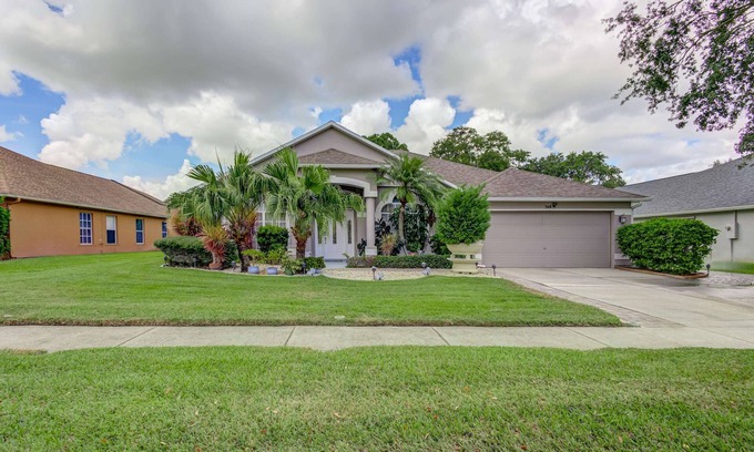 West Melbourne House | Beautiful Beach Home w/lakeview, near Disneyworld