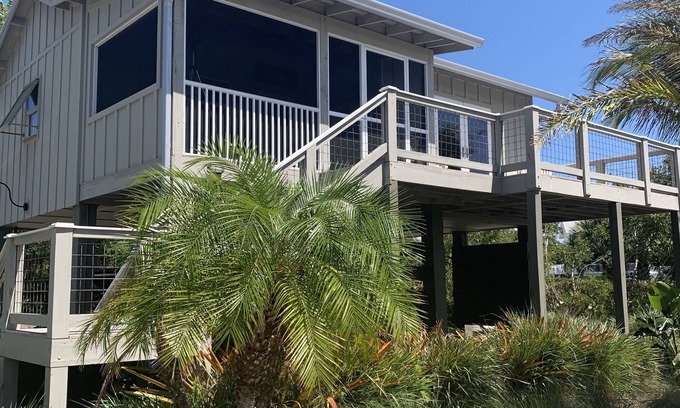 Bokeelia Apartment | Beautiful Bokeelia! Fishing dream! Bring your boat and your dog