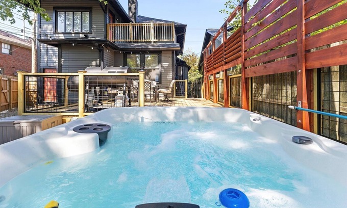Meridian-Kessler House | Beautiful Broad Ripple House