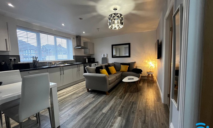 Olton Apartment | Beautiful Bungalow close to NEC, M42 & Airport