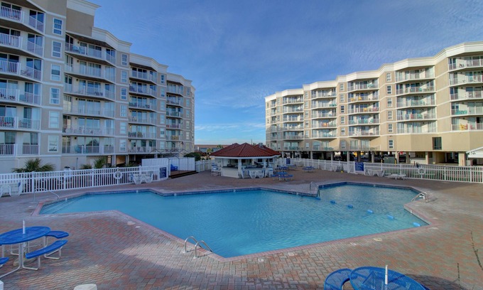 McCutcheon Field Condo | Beautiful condo with personal balcony in our oceanfront complex .
