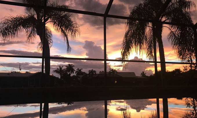 Punta Gorda House | Beautiful canal home with an amazing sunset view!