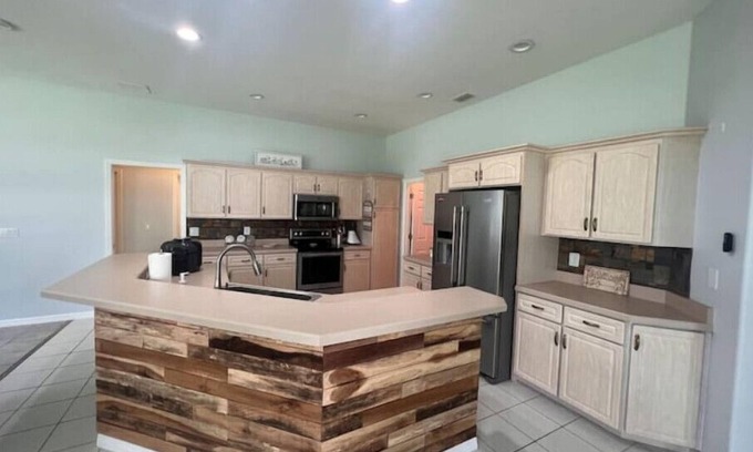Indian Trails House | Beautiful Canal View Beach House!
