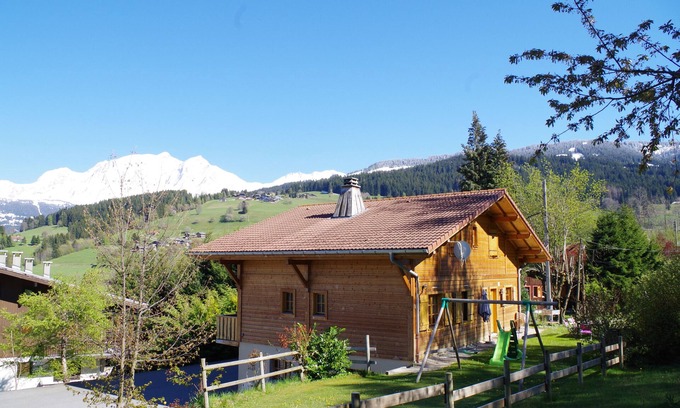 Combloux Ski Chalet | Beautiful chalet facing Mont Blanc in Combloux/Megève