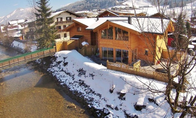 Kaprun Ski Chalet | Beautiful Chalet with Sauna in Kaprun