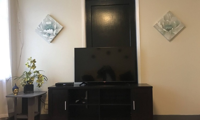 Medicine Hat Apartment | Beautiful character apartment