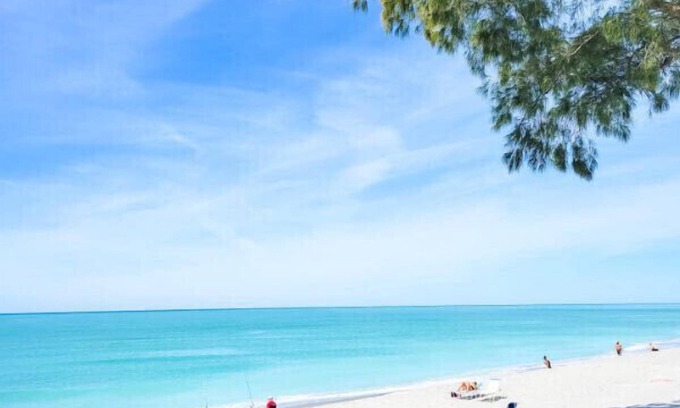 Englewood East House | Beautiful Coastal Home 4 miles from the beach! With Hot tub!
