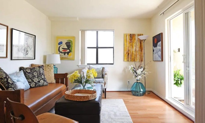 Playa Del Rey Condo | Beautiful & Comfy Beach Getaway - Queen Bed - Pkg!