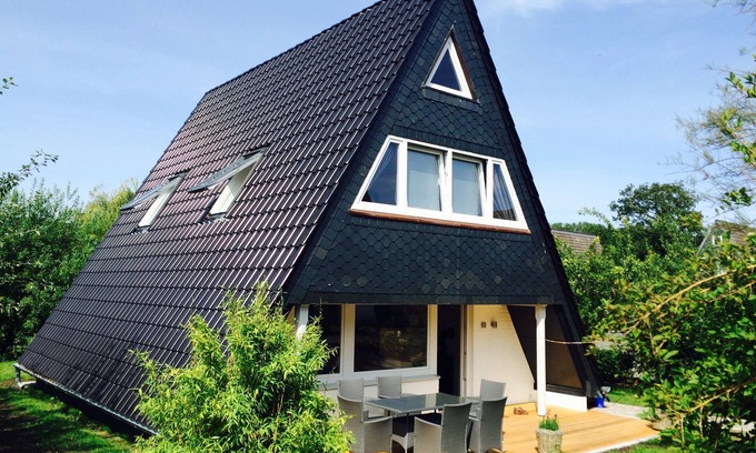 Ruckeberg House | Beautiful, completely renovated only roof house! 150m to the loop.