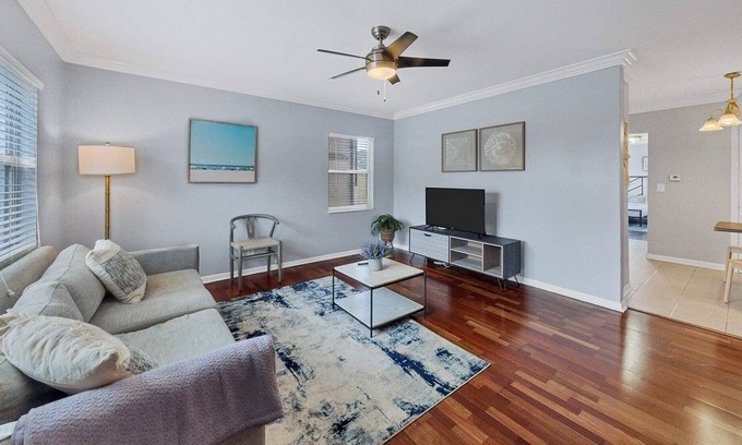 Virginia Park Apartment | Beautiful Complex 1BR with Garden