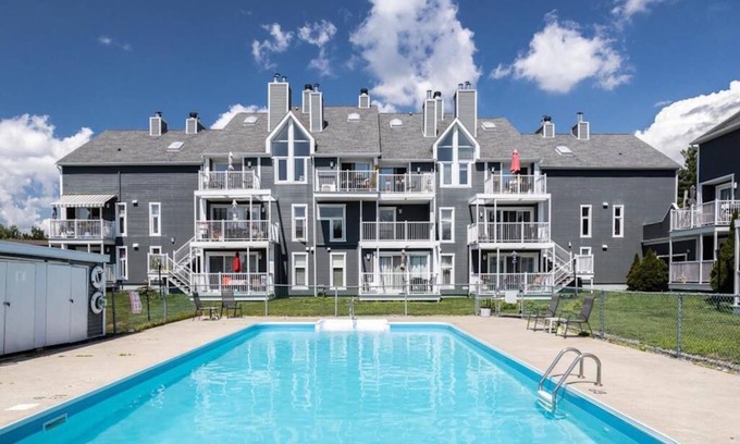 Magog Condo | Beautiful condo in downtown Magog with Lake access and private pool!