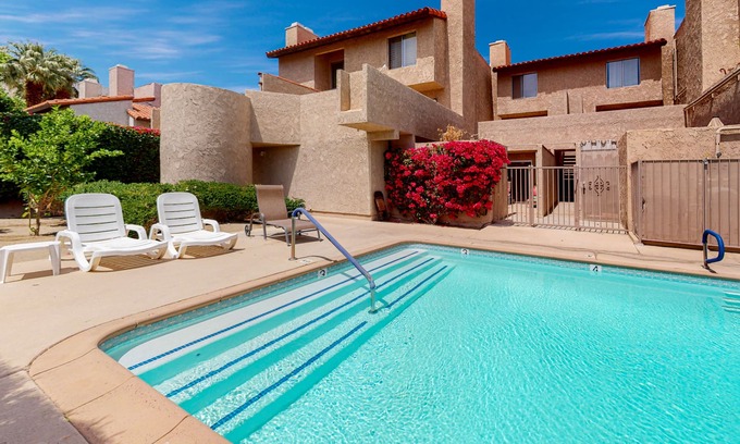 Baristo Condo | Beautiful Condo w/shared pools, less than a mile to downtown