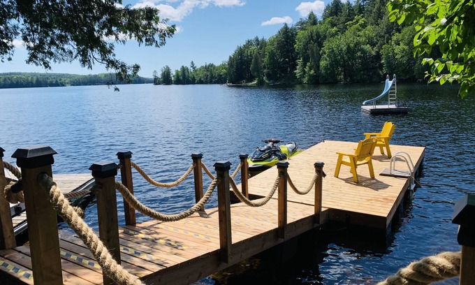 Dysart et al House | Beautiful Cottage near Haliburton and Muskoka - ~ 3 Hours from GTA