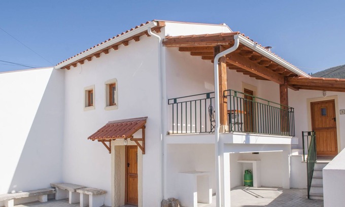 Santa Eufemia House | Beautiful Cottage near PENELA Casa de Campo de Oliveiras - COTTAGE 1 & 2
