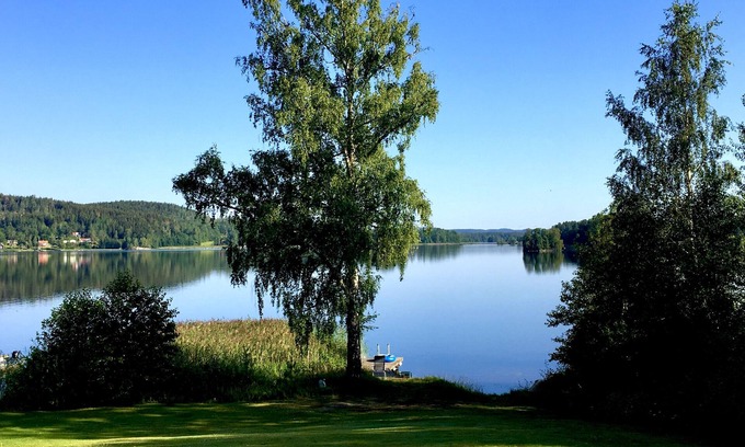 Granna House | Beautiful cottage on a lakeside plot by Lake Bunn outside Gränna | SE05077