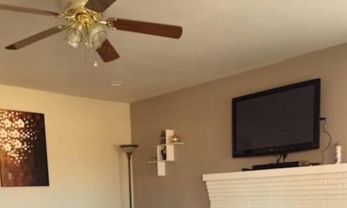 Shively House | Beautiful Derby Bungalow