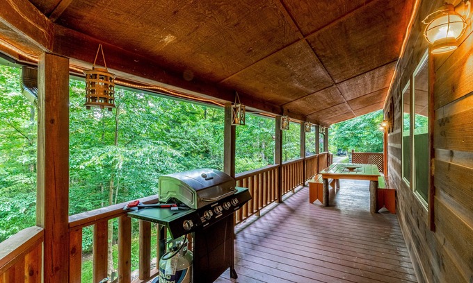 Sylva House | Beautiful dog-friendly mountain house w/new private hot tub, firepit, WiFi, deck