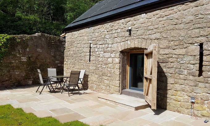 Redbrook House | Beautiful "ECO" barn conversion in Wye Valley - ideal for couples plus two kids