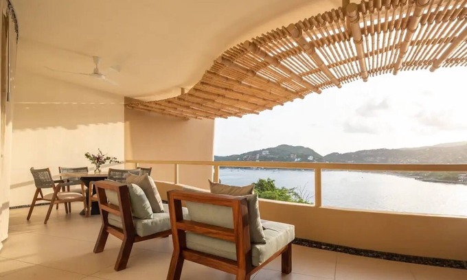Playa la Madera Condo | Beautiful Elegant New 1-bedroom condo right on/above Madera Beach