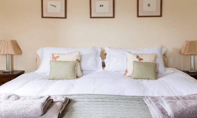 Suckley House | Beautiful family home surrounded by rural farmland
