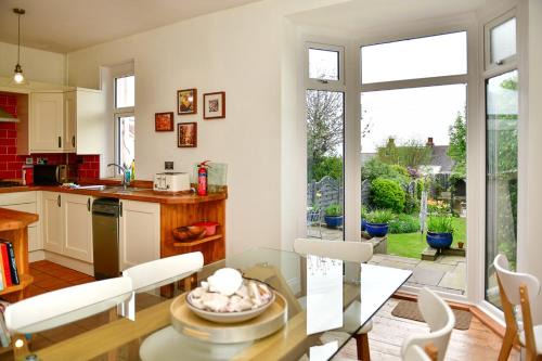 Mumbles House | Beautiful family home in Mumbles, with garden