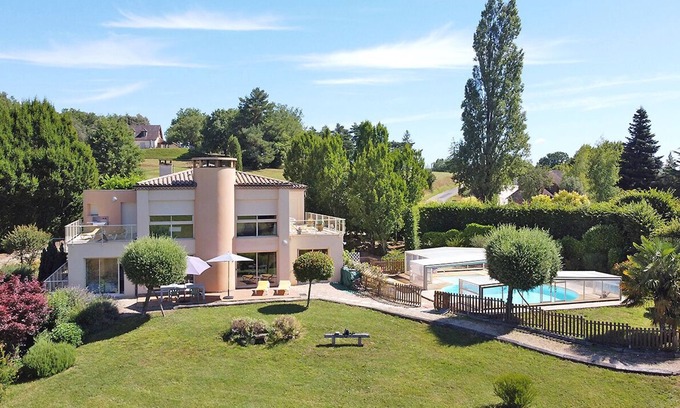 Simeyrols House | Beautiful family house with private pool close to Sarlat, Dordogne, 8-12 pers