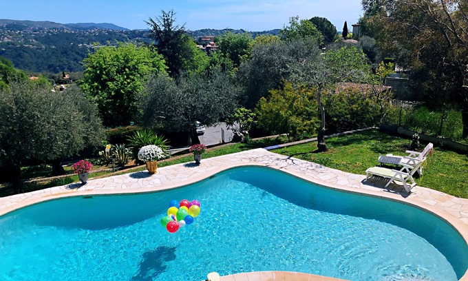 Gattieres Villa | BEAUTIFUL FAMILY VILLA with AMAZING VIEWS and PRIVATE POOL in BIG GARDENS