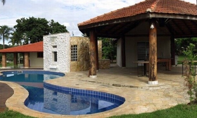 Angatuba Cottage | Beautiful farm with pool near the city