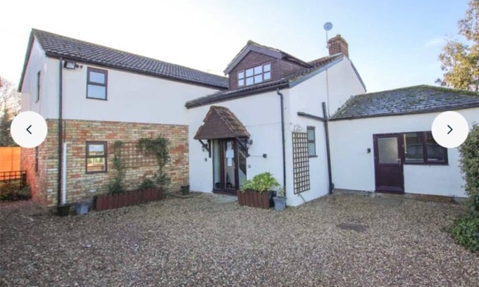 Holton Le Clay Other | Beautiful Farmhouse set in Lincolnshire countryside