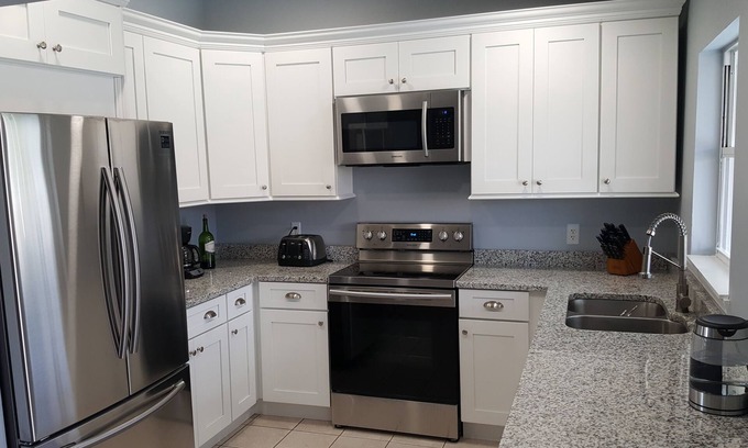 Port Saint Lucie House | Beautiful Florida Vacation Pool Home