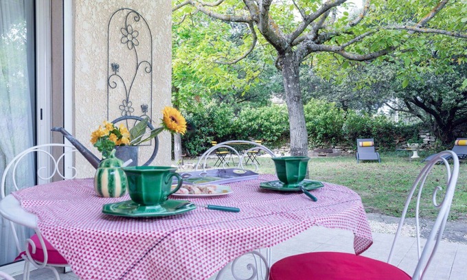 Montsegur-sur-Lauzon House | Beautiful private villa for 3 guests with WIFI, A/C, TV, terrace and parking